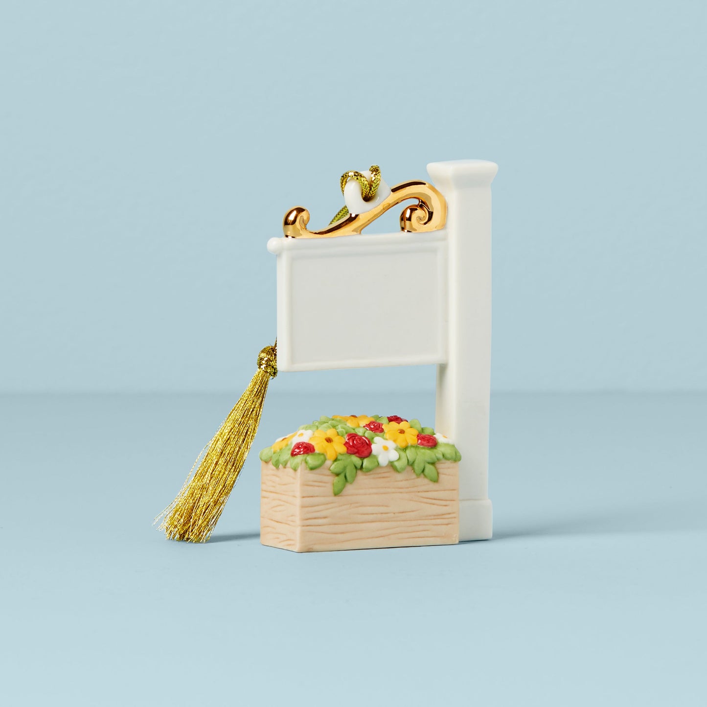 Ornement personnalisé avec panneau d'établissement à domicile