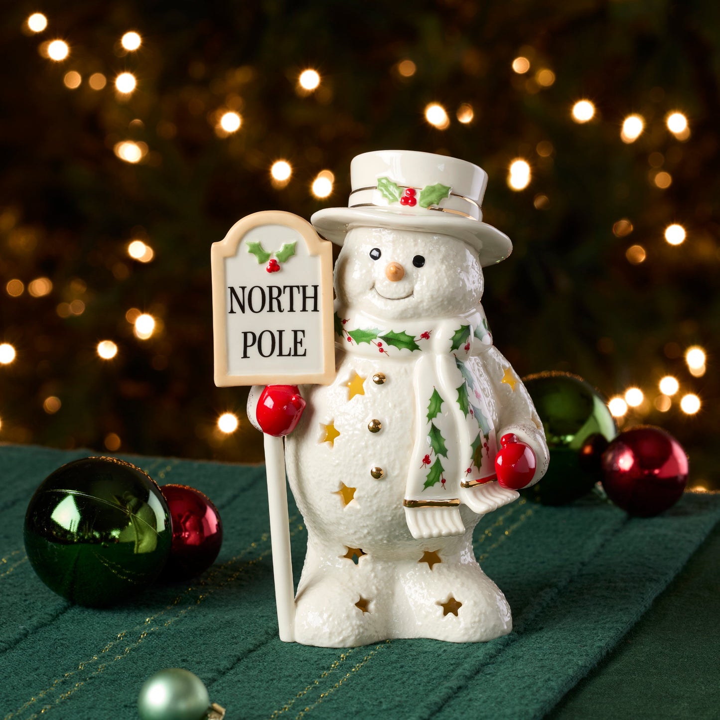 Figurine éclairée « Happy Holly Days » du bonhomme de neige du pôle Nord