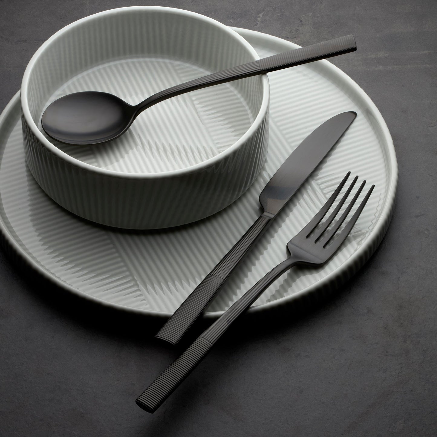 Ensemble de couverts Modulus en satin noir, 20 pièces