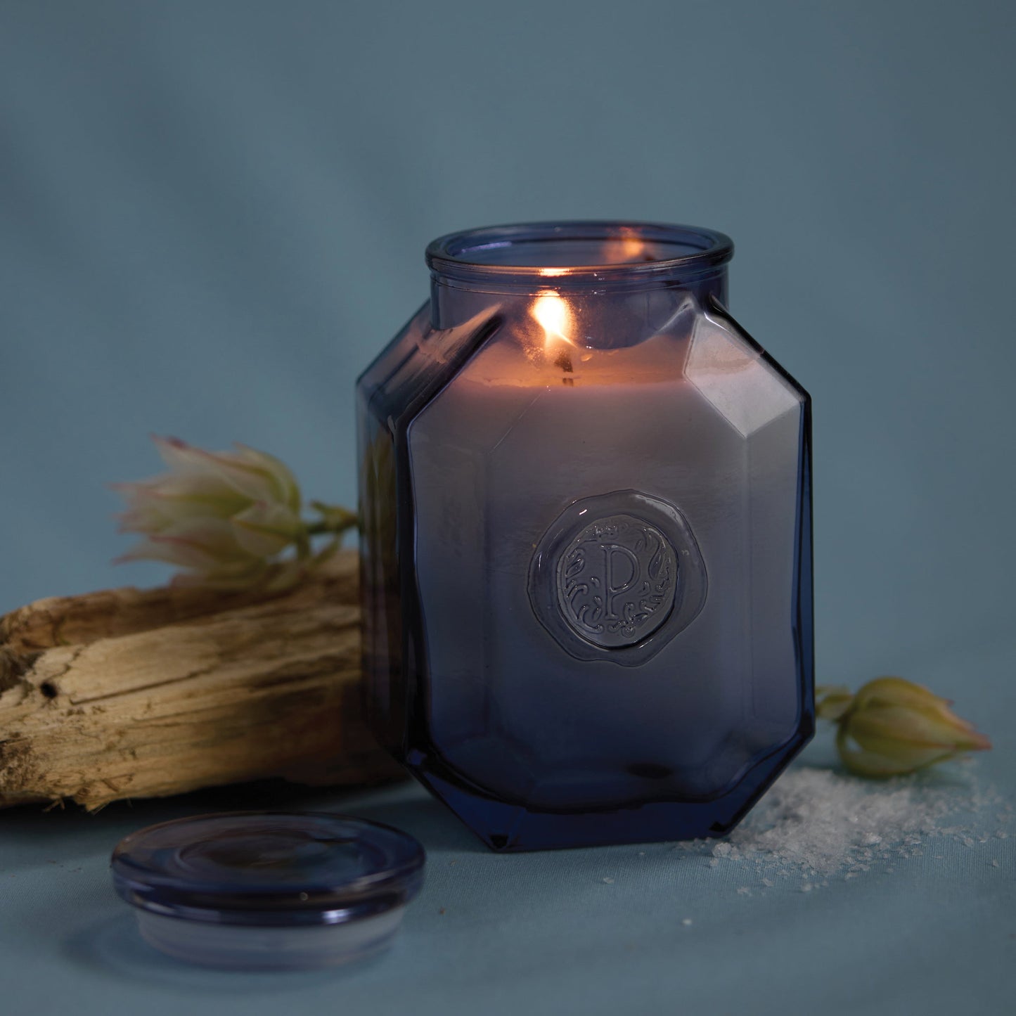 Bougie Botanica en cire de soja, sel de mer et ambre, 227 g