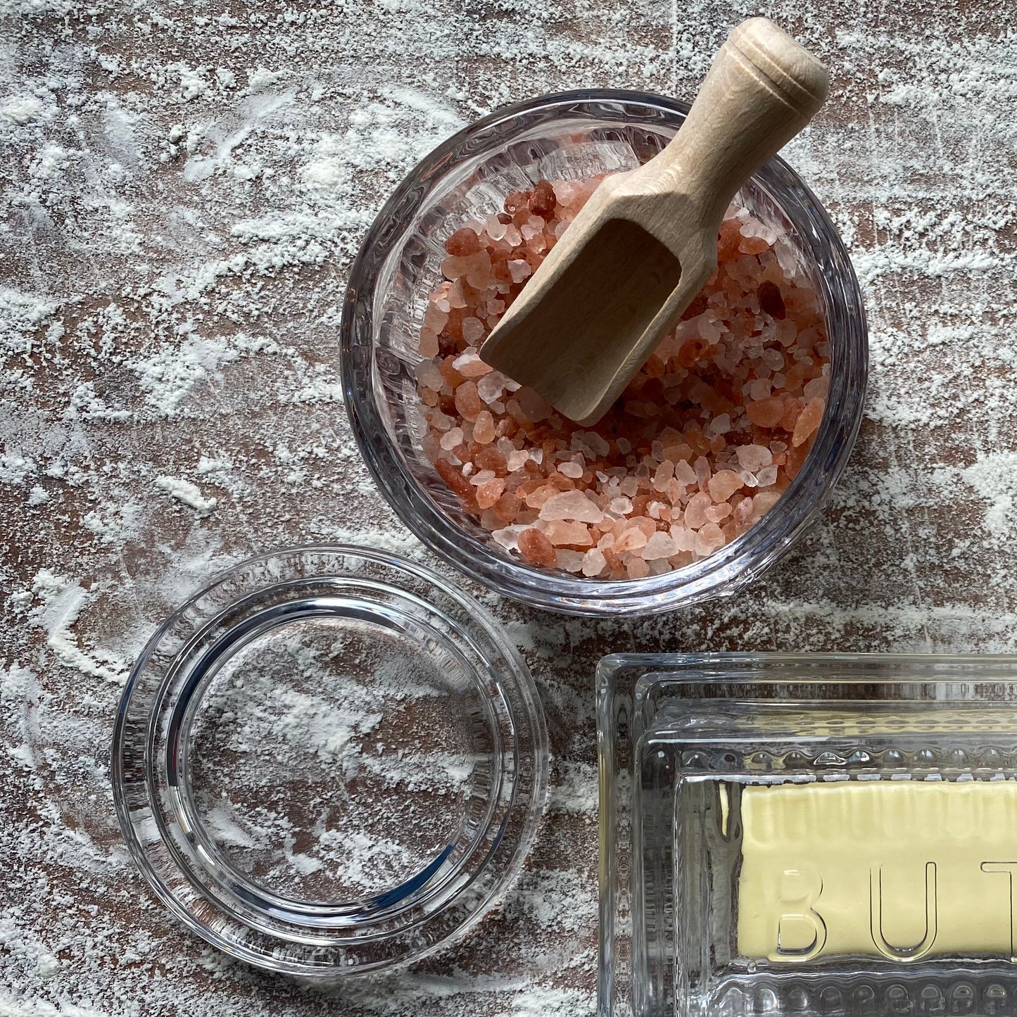 Pot à sel en verre avec cuillère