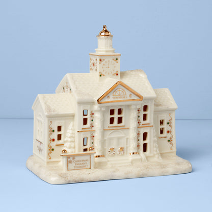 Figurine éclairée de l'hôtel de ville de Mistletoe Park