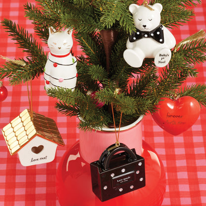 Soyez joyeux, notre première décoration de maison