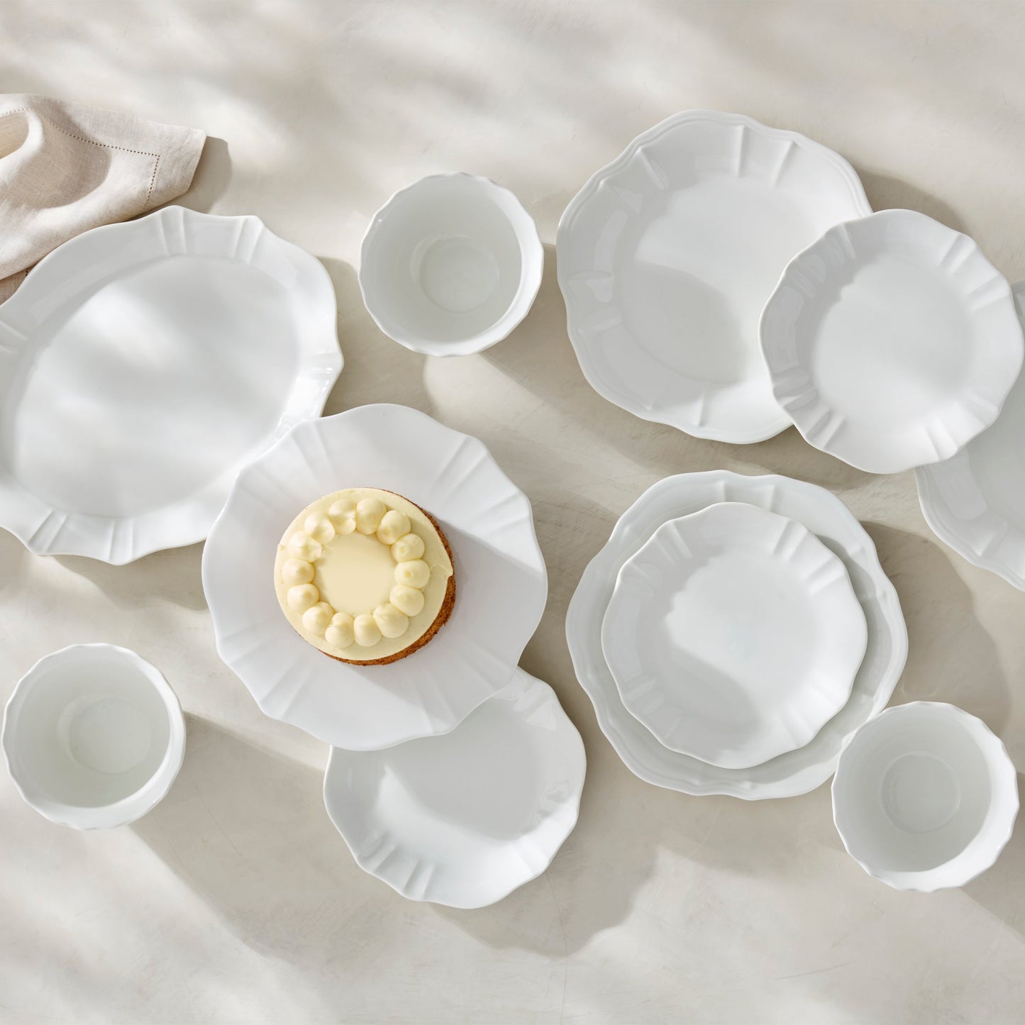 Assiette à gâteau sur pied Eldridge